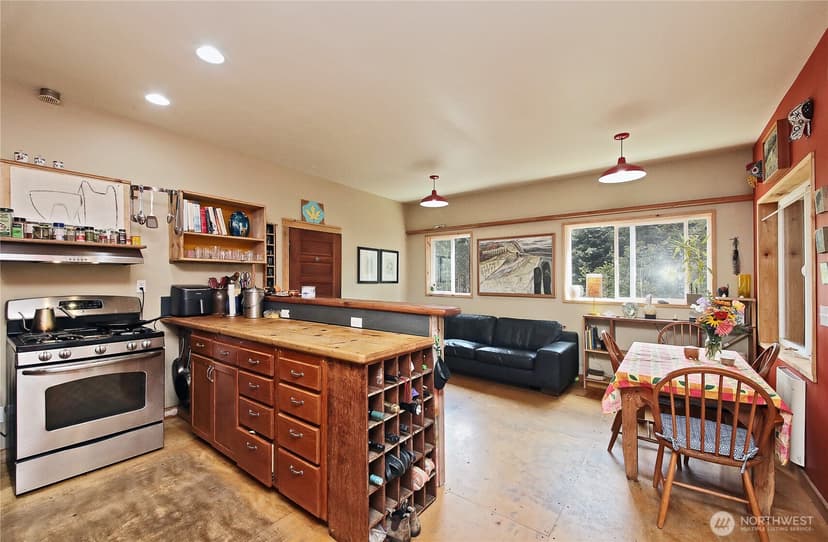 Property photo for 3230 Lake Leo Way, Langley photo 16
