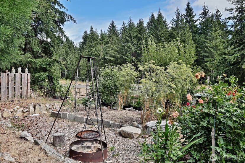 Property photo for 3230 Lake Leo Way, Langley photo 30