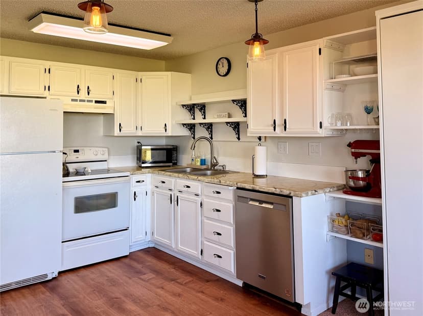 Property photo for 1317 Ocean Shores Boulevard SW #2, Ocean Shores photo 11
