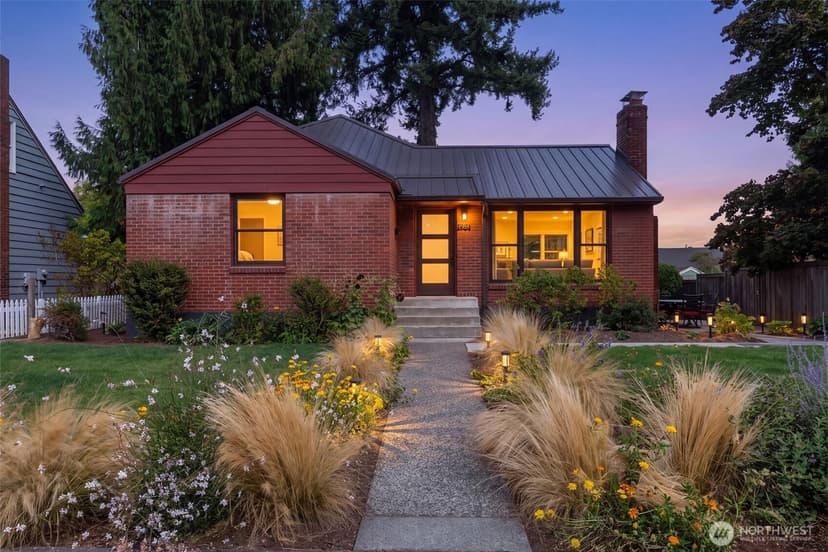 Property photo for 7318 54th Avenue NE, Seattle photo 37