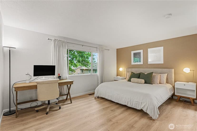 Property photo for 11902 NE 168th Street, Bothell photo 12