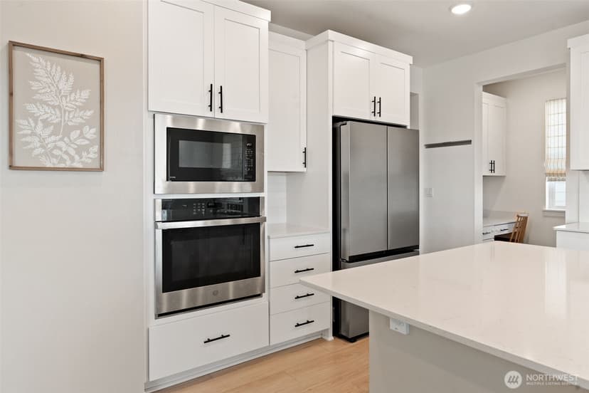 Property photo for 5721 Thornhill Avenue SW, Port Orchard photo 14