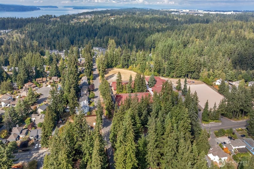Property photo for 14015 60th Avenue W, Edmonds photo 36