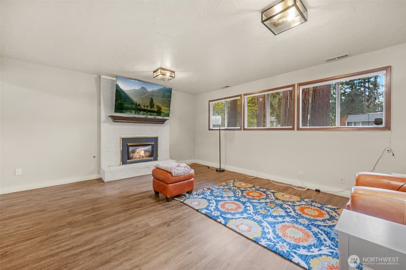 Property photo for 14015 60th Avenue W, Edmonds photo 25
