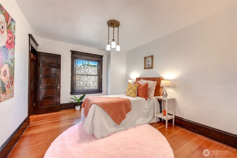 Property photo for 1625 3rd Avenue W, Seattle photo 23