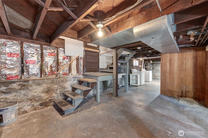 Property photo for 1625 3rd Avenue W, Seattle photo 31