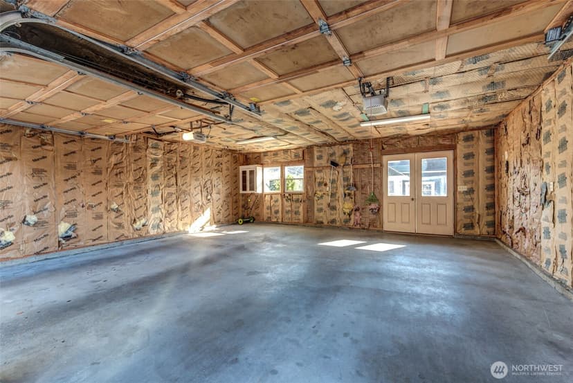 Property photo for 1625 3rd Avenue W, Seattle photo 35