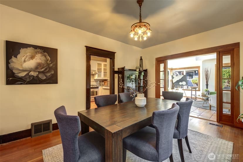 Property photo for 1625 3rd Avenue W, Seattle photo 8