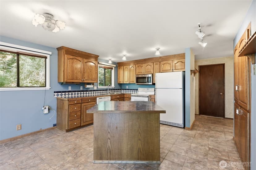 Property photo for 4928 E Lake Bosworth Drive, Snohomish photo 9