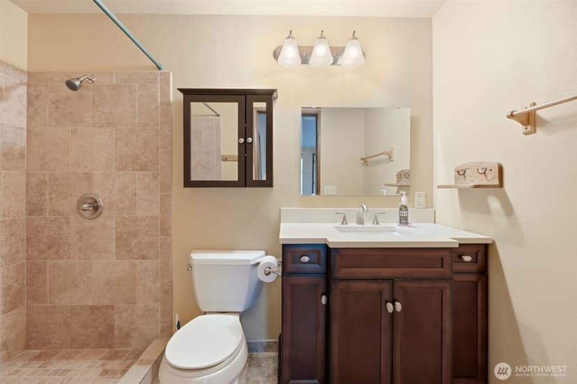 Property photo for 4928 E Lake Bosworth Drive, Snohomish photo 12