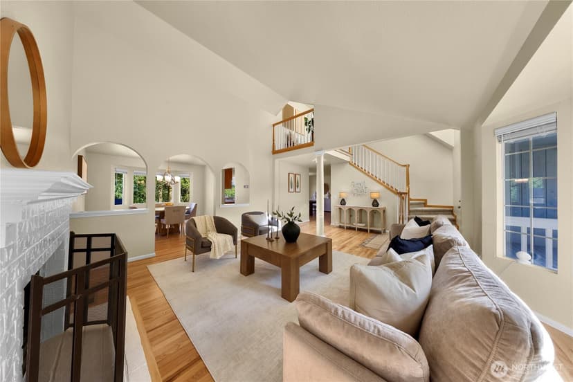 Property photo for 16617 3rd Drive SE, Bothell photo 4