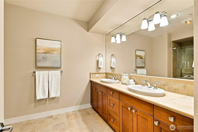 Property photo for 11801 Harbour Pointe Boulevard #204, Mukilteo photo 21