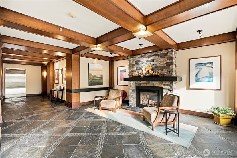 Property photo for 11801 Harbour Pointe Boulevard #204, Mukilteo photo 3