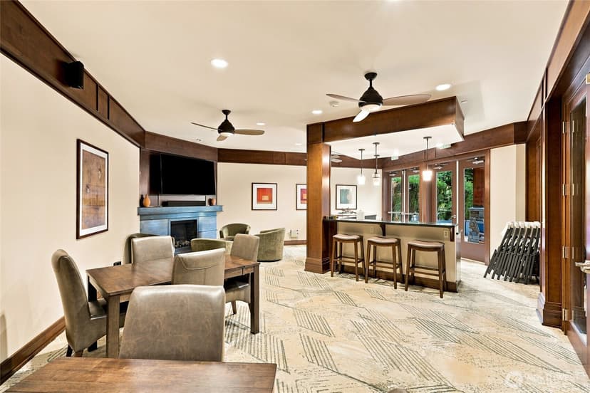 Property photo for 11801 Harbour Pointe Boulevard #204, Mukilteo photo 27