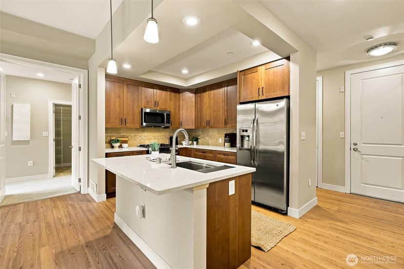 Property photo for 11801 Harbour Pointe Boulevard #204, Mukilteo photo 4
