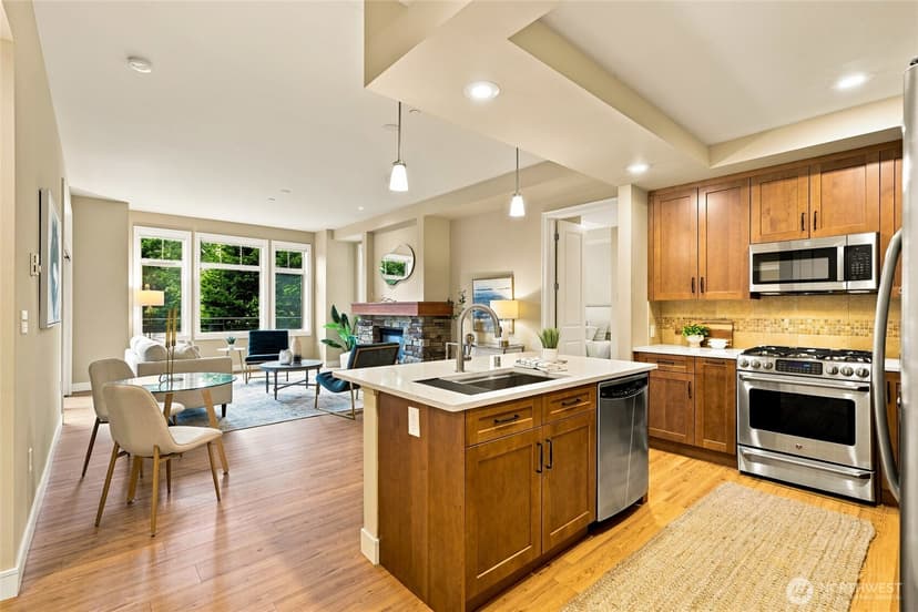 Property photo for 11801 Harbour Pointe Boulevard #204, Mukilteo photo 7
