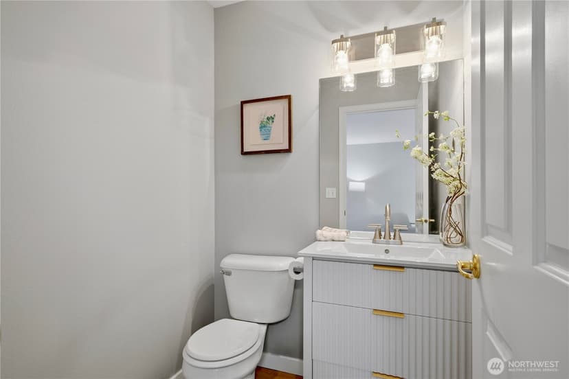 Property photo for 7830 NE 148th Street, Kenmore photo 15