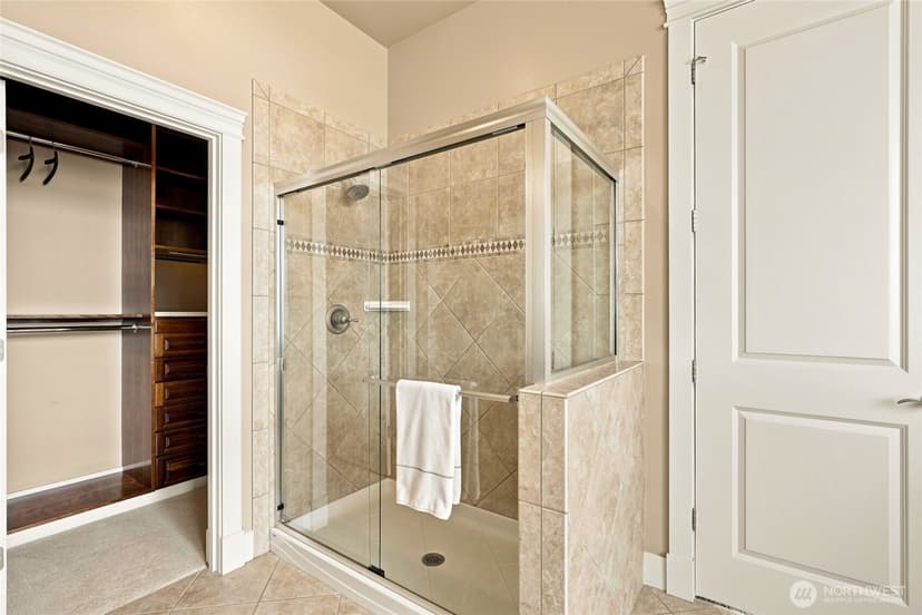 Property photo for 6664 Waterton Circle, Mukilteo photo 24
