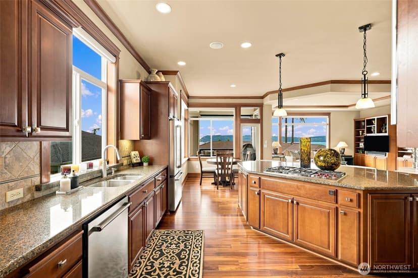 Property photo for 6664 Waterton Circle, Mukilteo photo 8