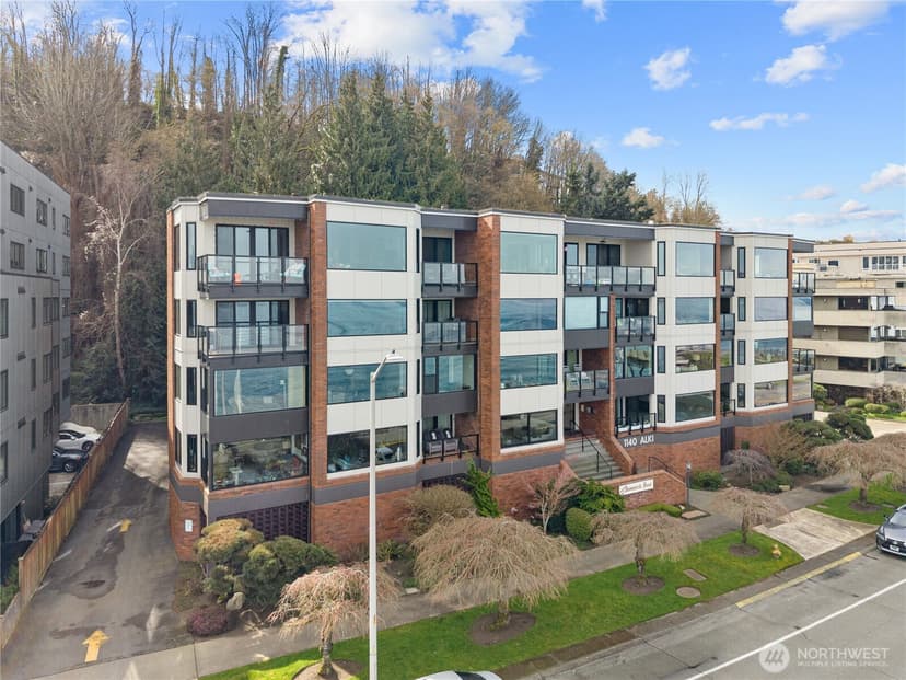 Property photo for 1140 Alki Avenue SW #204, Seattle photo 21