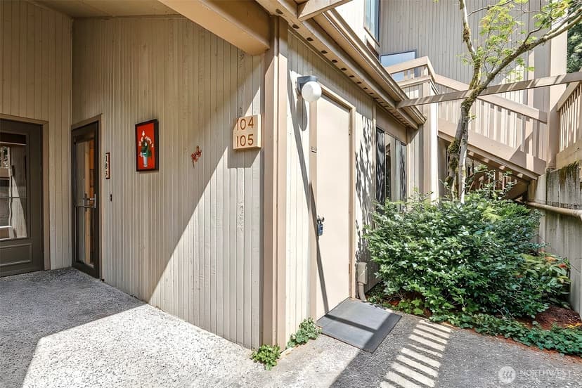 Property photo for 13730 15th Avenue NE #F105, Seattle photo 24