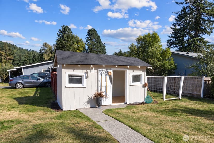Property photo for 448 Front Street N, Issaquah photo 22