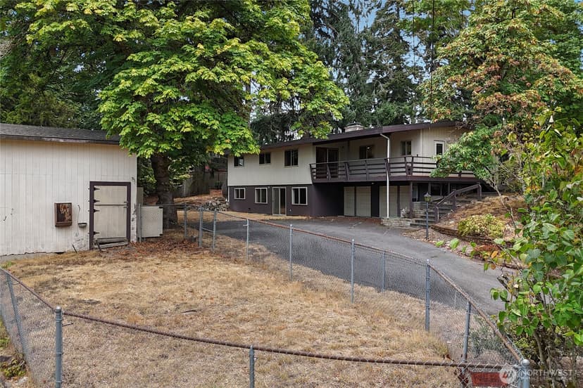 Property photo for 6503 2nd St Ct E, Tacoma photo 33