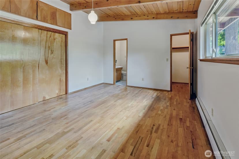Property photo for 6503 2nd St Ct E, Tacoma photo 12