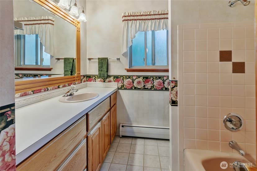 Property photo for 6503 2nd St Ct E, Tacoma photo 16