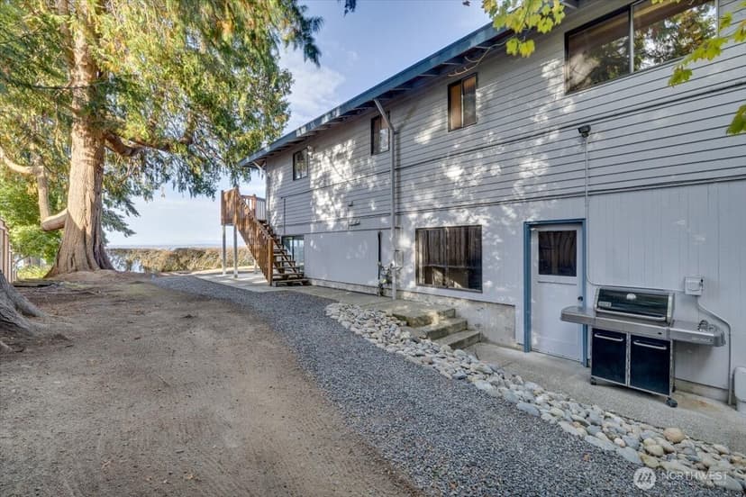 Property photo for 4605 Baker Drive, Everett photo 8