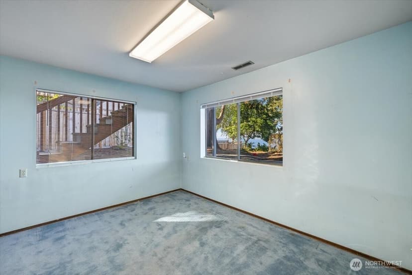 Property photo for 4605 Baker Drive, Everett photo 32