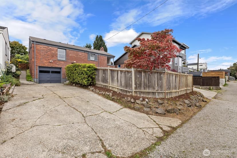 Property photo for 3712 37th Avenue SW, Seattle photo 28