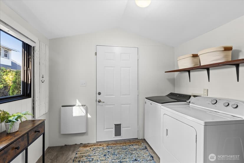 Property photo for 9819 Cherry Street, Edmonds photo 35