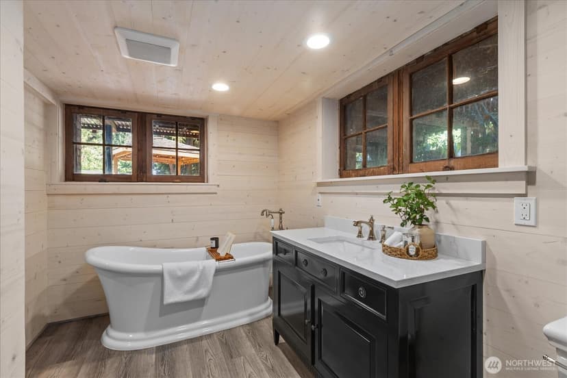 Property photo for 9819 Cherry Street, Edmonds photo 23
