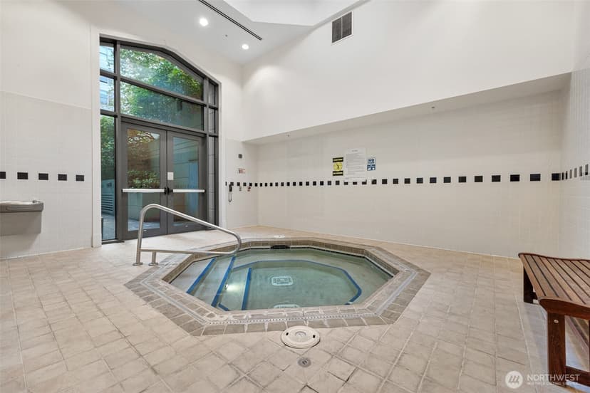 Property photo for 1420 Terry Avenue #2103, Seattle photo 33