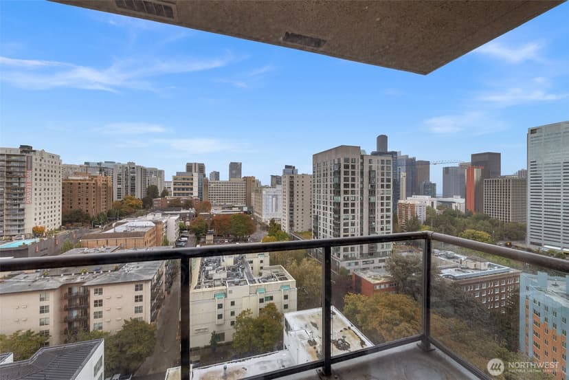 Property photo for 1420 Terry Avenue #2103, Seattle photo 29