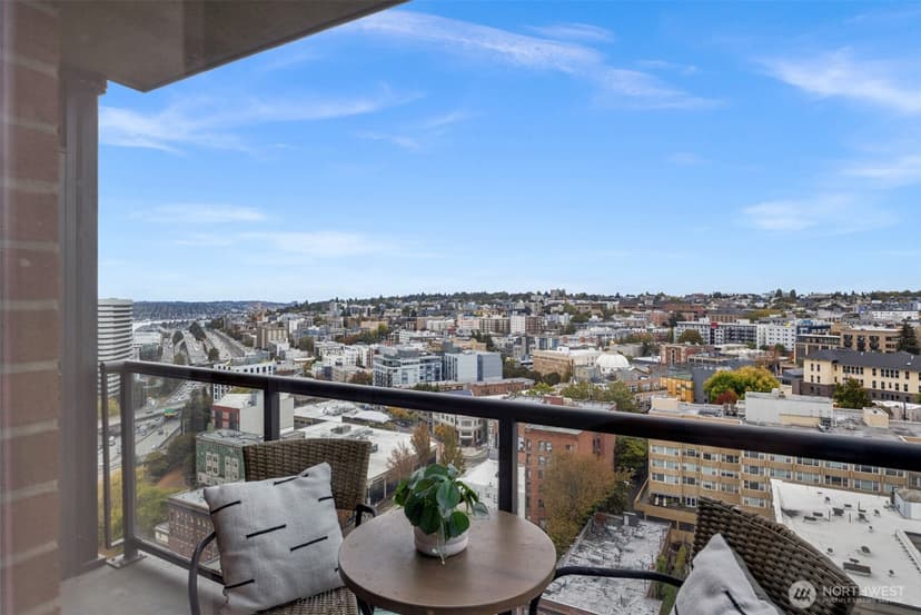 Property photo for 1420 Terry Avenue #2103, Seattle photo 20