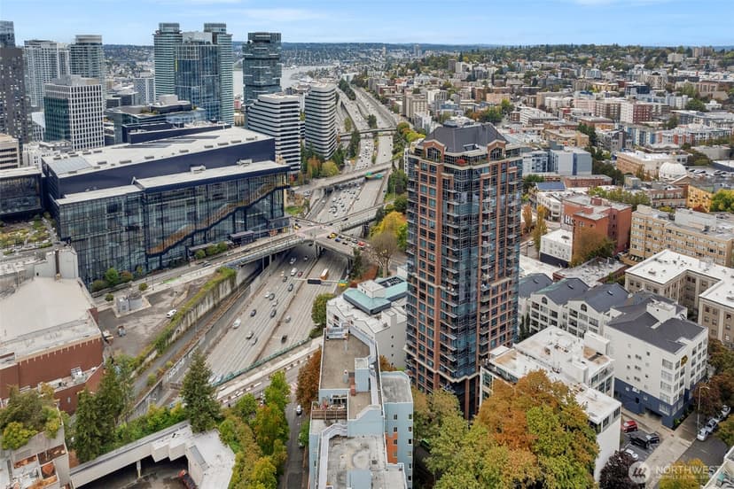Property photo for 1420 Terry Avenue #2103, Seattle photo 40