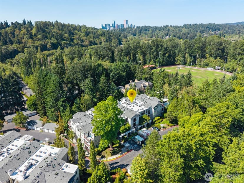 Property photo for 1709 134th Avenue SE #22, Bellevue photo 33