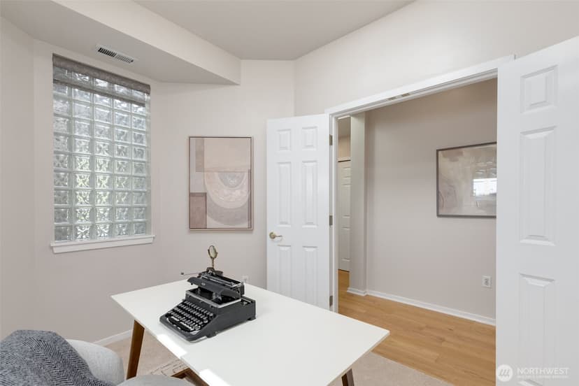 Property photo for 1709 134th Avenue SE #22, Bellevue photo 17
