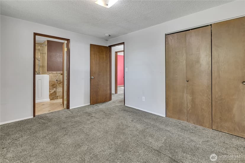Property photo for 12405 SE 270th Street, Kent photo 18