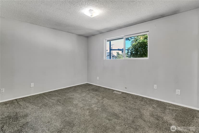 Property photo for 12405 SE 270th Street, Kent photo 17