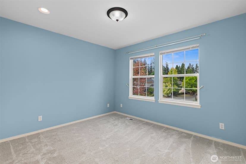 Property photo for 18727 33rd Avenue SE, Bothell photo 26