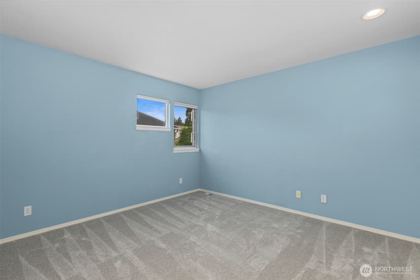 Property photo for 18727 33rd Avenue SE, Bothell photo 29
