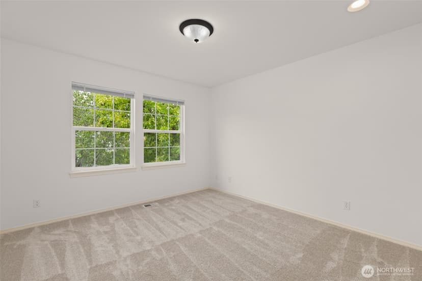 Property photo for 18727 33rd Avenue SE, Bothell photo 27