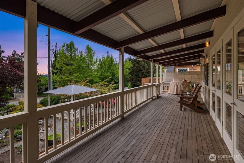 Property photo for 4712 SW Brace Point Drive, Seattle photo 17