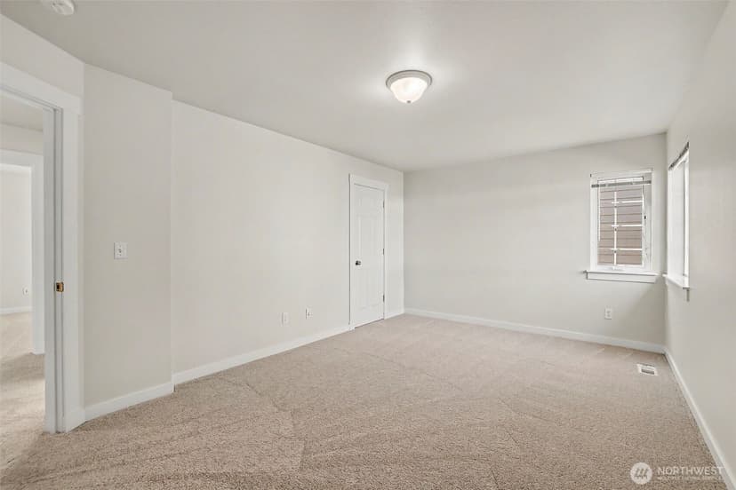 Property photo for 2021 NE 25th Place, Renton photo 31