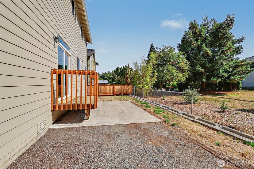 Property photo for 2021 NE 25th Place, Renton photo 35