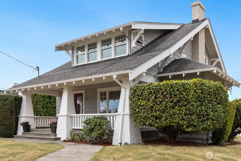 Property photo for 1557 Thorndyke Avenue W, Seattle photo 2