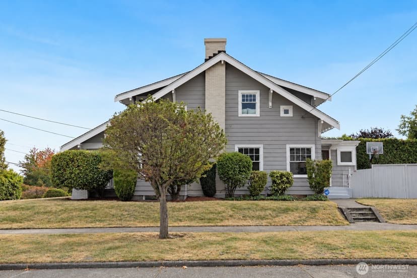 Property photo for 1557 Thorndyke Avenue W, Seattle photo 37